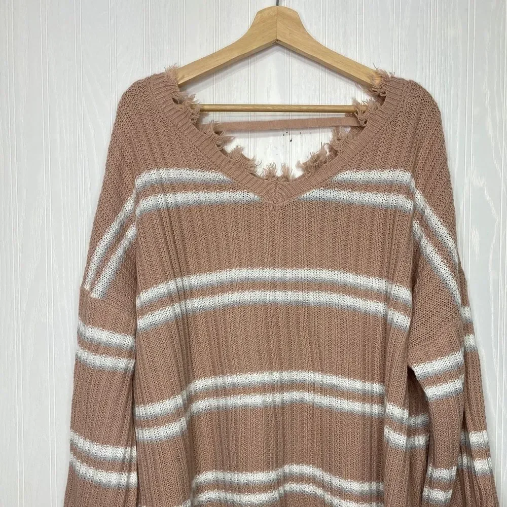 Rue 21+ destructed hem pink striped sweater 2X - Picture 2 of 7
